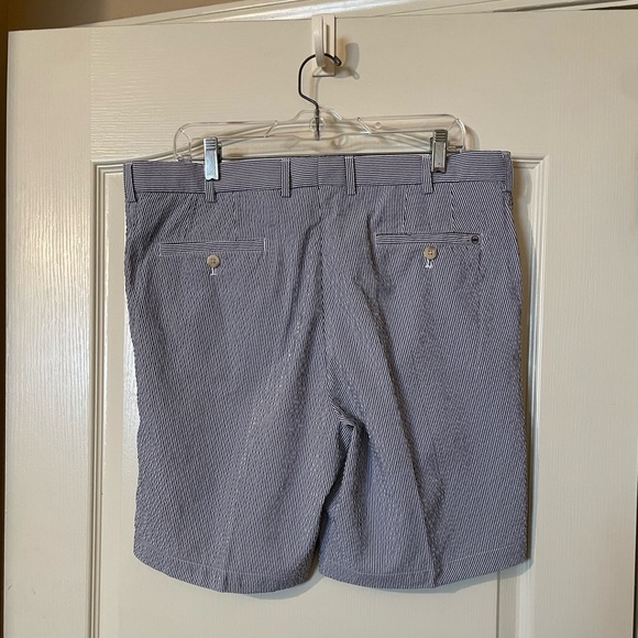 Peter Millar Shorts Men’s 36 Blue White Striped Seersucker Featherweight Golf - Picture 7 of 7
